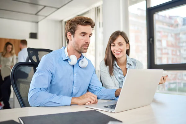 Two People Start Office Working Together — Stock Photo, Image