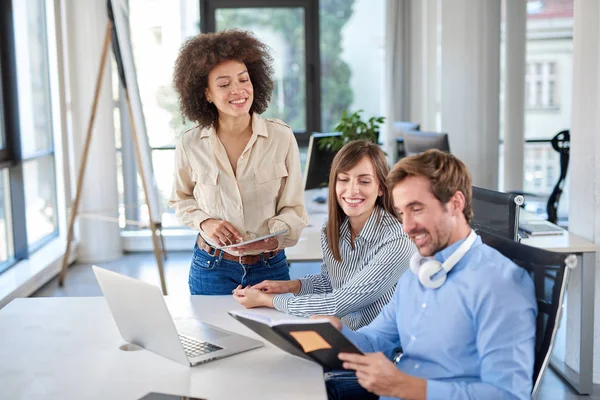 Three Colleagues Looking Agenda Assigning Tasks Multi Cultural Group Business — Stock Photo, Image