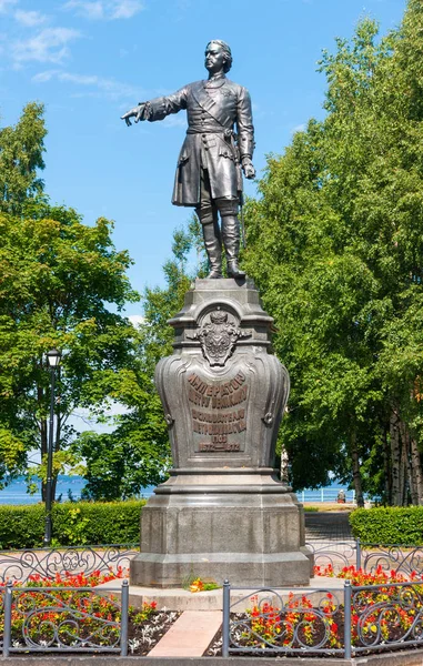 Monumento Emperador Pedro Magno Fundador Petrozavodsk 1873 Petrozavodsk República Carelia — Foto de Stock