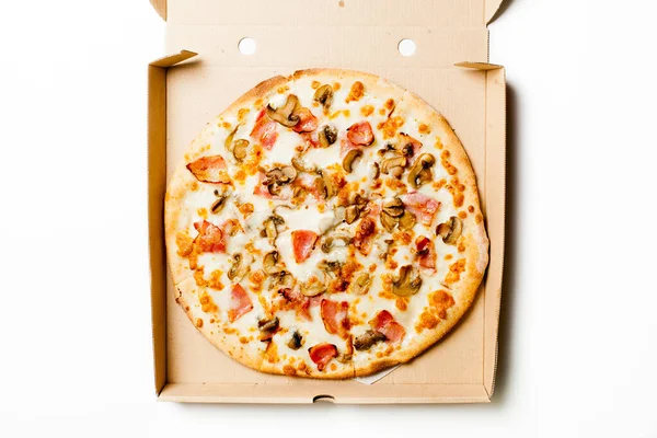 Pizza Funghi Pancetta Una Scatola Cartone — Foto Stock