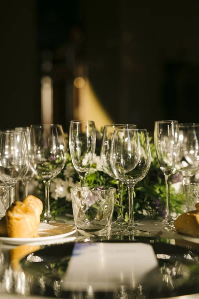 Tisch Bei Einem Gala Dinner Gedeckt — Stockfoto