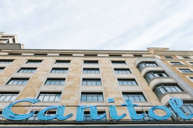 Madrid, İspanya - 09 Mayıs 2018 - Gran Via Caddesi 'ndeki Capitol Sineması