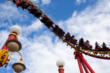 Viyana, Avusturya - 11 Ağustos 2012 Prater lunaparkında hız treni