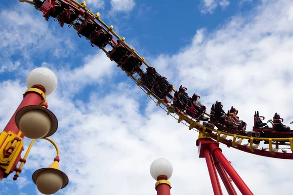 Viyana, Avusturya - 11 Ağustos 2012 Prater lunaparkında hız treni