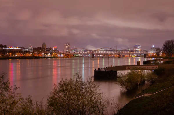 Mannheim Duitsland November 2013 Nachtzicht Vanaf Oevers Van Rijn Ludwigshafen — Stockfoto