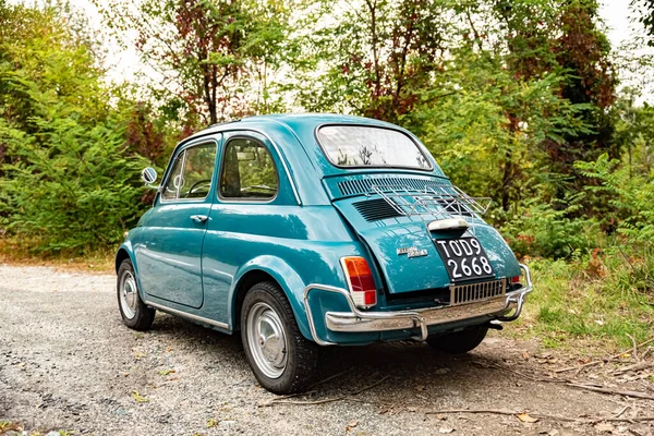 Avigliana Italien Oktober 2020 Rückansicht Des Alten Klassikers Fiat 500L — Stockfoto