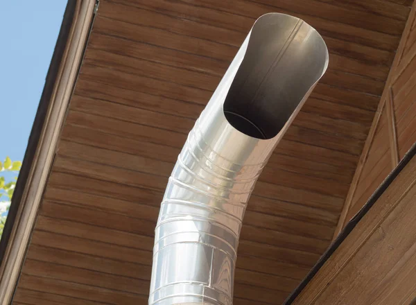 Ventilatie Airconditioning Buis Geïnstalleerd Buiten Het Gebouw Ventilatiebuis Voor Bouw — Stockfoto