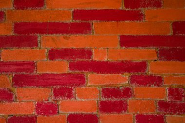 Kırmızı ve turuncu tuğla duvar