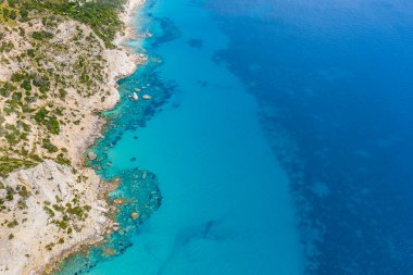Toskana Maremması 'ndaki Monte Argentario' nun deniz manzarası.