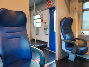 Trenin içindeki koltuklarda antivirüs aralıkları 19 aralık.