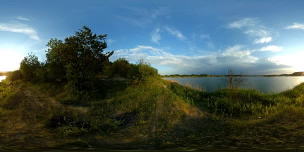 360 vr Lago panorámico 4k — Vídeo de stock