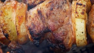Barbekü et pişirme 4k
