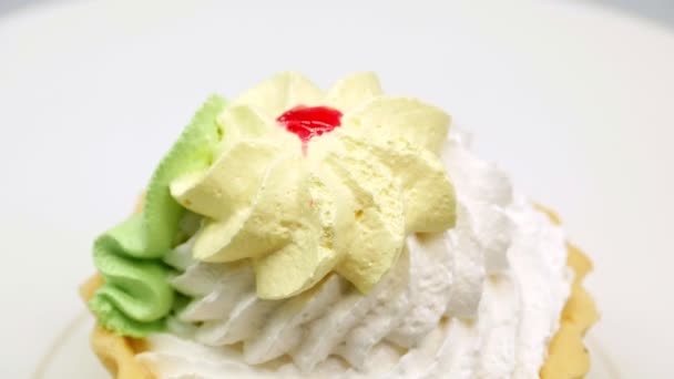 Delicious cake desert bakery 4k — Stock Video