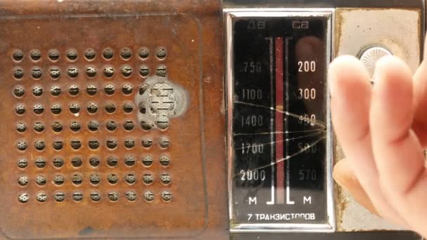 Stary radziecki Vintage odbiornik radiowy 4K — Wideo stockowe
