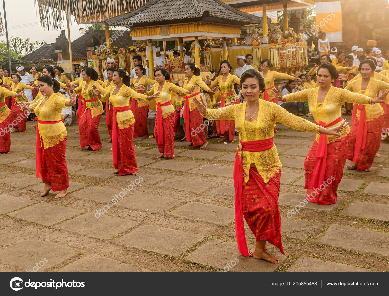 Bali Indonesia March 2018 Beautiful Indonesian People Group Colorful Sarongs Stock Editorial Photo C Dvrcan 205855488