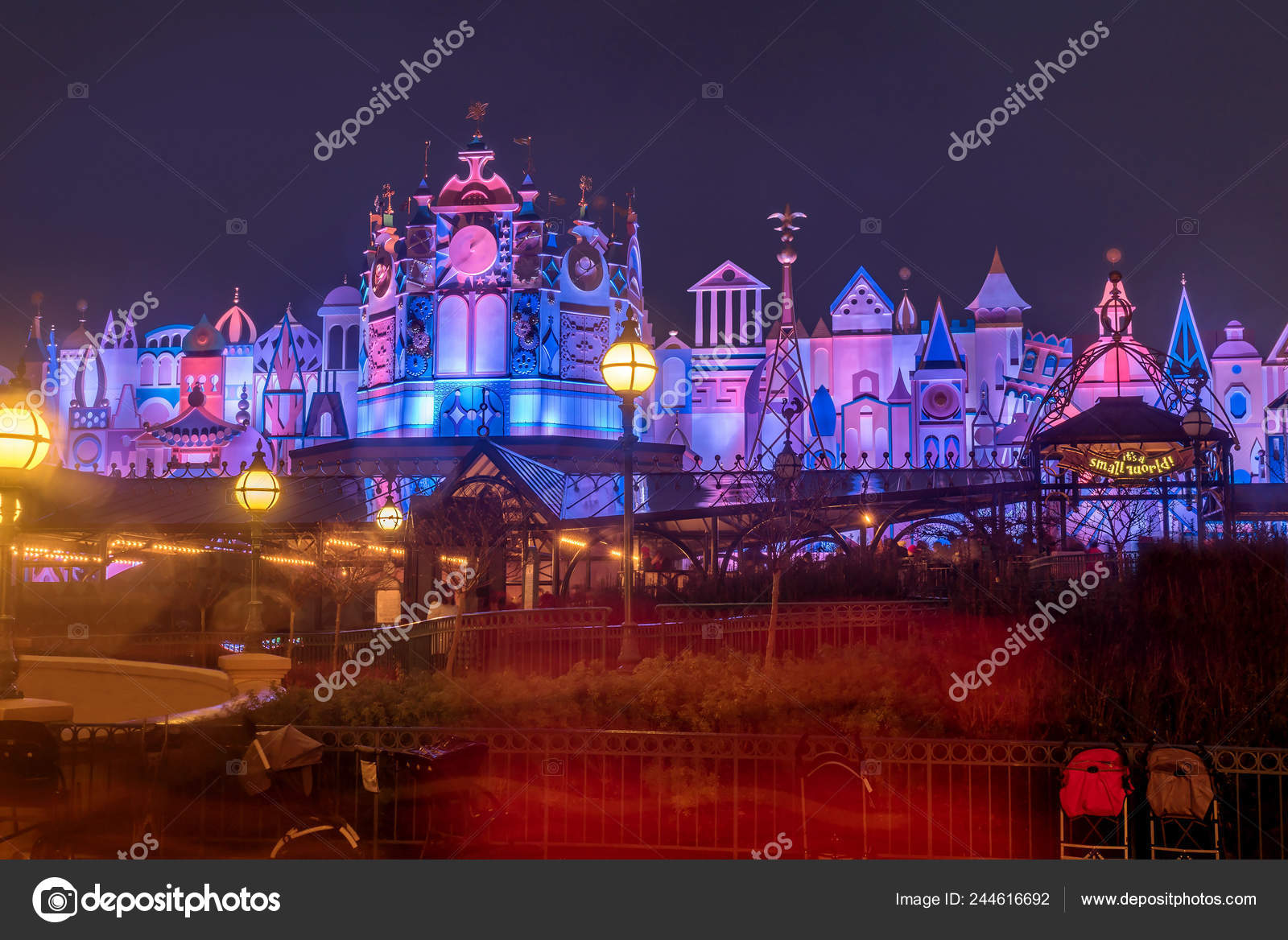Paris France January 2019 Fanstasyland Disneyland Night Paris