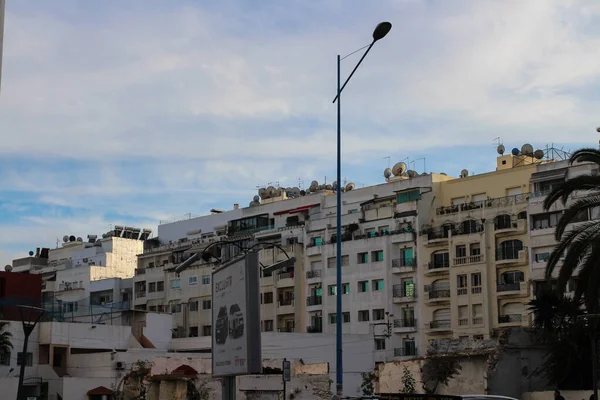 Касабланка Морокко 2019 Обычные Жилые Здания Касабланке Балконами Кованого Железа — стоковое фото
