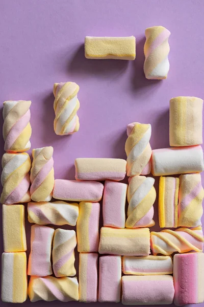 Tetris Spiel Mit Verschiedenen Marshmallow Süßigkeiten — Stockfoto