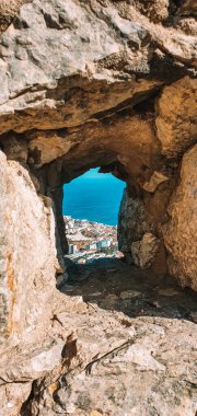 Duvardaki Delik - Sesimbra, Portekiz