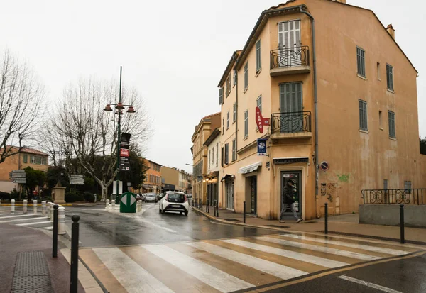 Saint Tropez Francia Febbraio 2018 Bagnato Dopo Strada Della Pioggia — Foto Stock