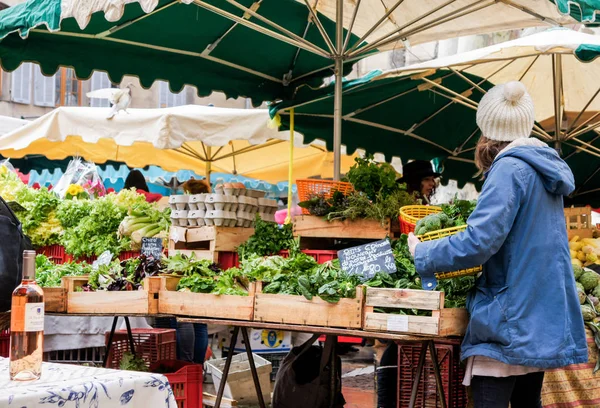 Provenza Francia Febrero 2018 Mercado Alimentos Plaza Aix Provence —  Fotos de Stock