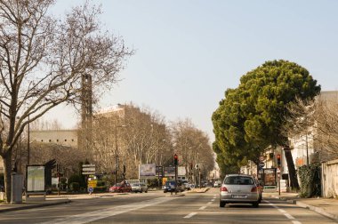 Avignon, Fransa - 25 Şubat, 2018. Yollar ve şehir otomobili üzerinden görüntülemek.