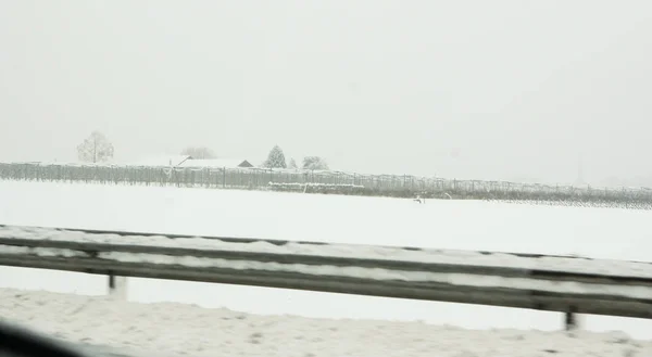 Paisajes Nevados Primavera Largo Las Autopistas Las Ciudades Europa — Foto de Stock