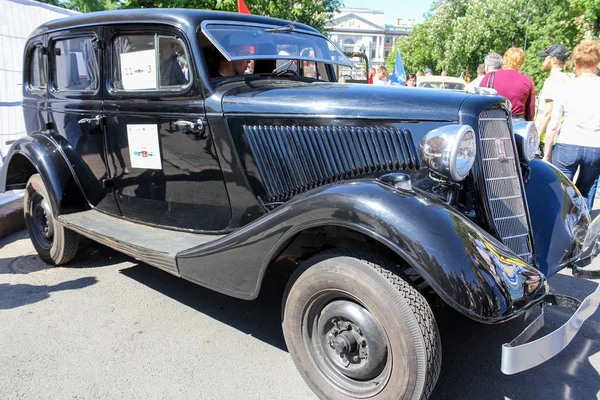 São Petersburgo Rússia Maio 2018 Desfile Passageiros Transporte Retro Pessoal — Fotografia de Stock