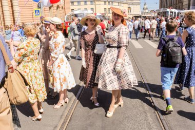 St. Petersburg, Rusya - 26 Mayıs, 2018. Retro göster grubunda, St. Petersburg şehir gün tatil.