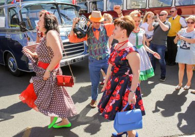 St. Petersburg, Rusya - 26 Mayıs, 2018. Retro göster grubunda, St. Petersburg şehir gün tatil.