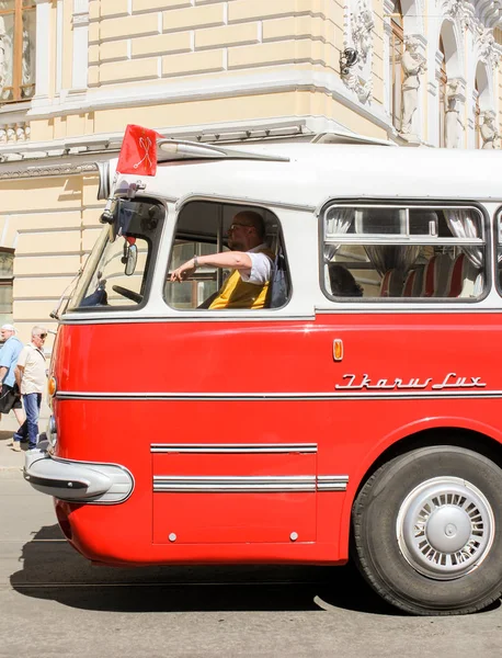 San Petersburgo Rusia Mayo 2018 Desfile Pasajeros Transporte Retro Personal — Foto de Stock