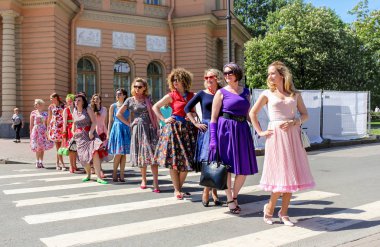 St. Petersburg, Rusya - 26 Mayıs, 2018. Retro göster grubunda, St. Petersburg şehir gün tatil.