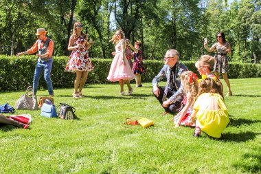 St. Petersburg, Rusya - 26 Mayıs, 2018. Retro göster grubunda, St. Petersburg şehir gün tatil.