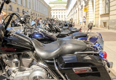 St. Petersburg, Rusya - 4 Ağustos, 2018. Yıllık Harley Davidson Motofestival mimar Rossi sokakta ve Ostrovsky Meydanı'na St Petersburg.