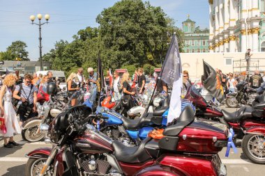 St. Petersburg, Rusya - 4 Ağustos, 2018. Harley Davidson Festivali St Petersburg Palace Square.