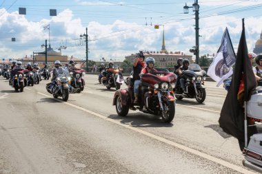 St. Petersburg, Rusya - 4 Ağustos, 2018. Geçit töreni Harley Davidson içinde tarihi merkezi St. Petersburg.