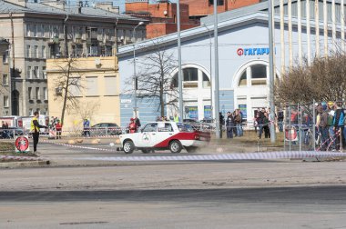 St. Petersburg, Rusya - 14 Nisan, 2018. Kentsel motor St. Petersburg'da yarış spor yarışmaları.