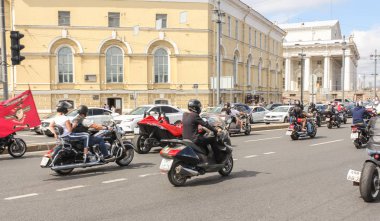 St. Petersburg, Rusya - 4 Ağustos, 2018. Geçit töreni Harley Davidson içinde tarihi merkezi St. Petersburg.