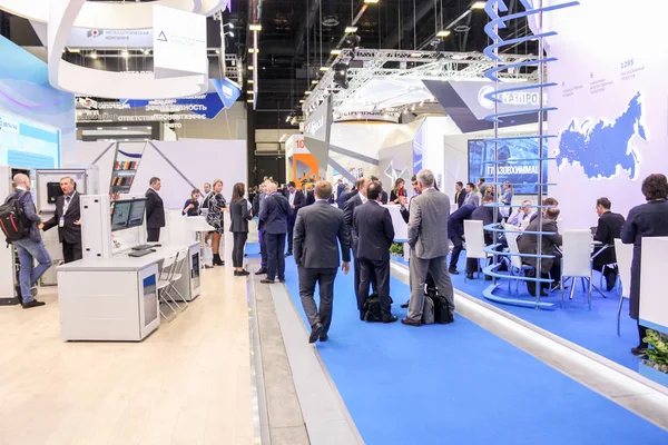 St. Petersburg, Rusya - 3 Ekim, 2018. St. Petersburg Expo forumda Uluslararası yıllık gaz Forum.