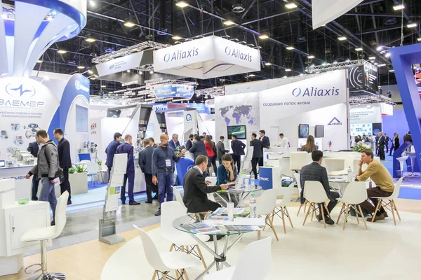 St. Petersburg, Rusya - 3 Ekim, 2018. St. Petersburg Expo forumda Uluslararası yıllık gaz Forum.