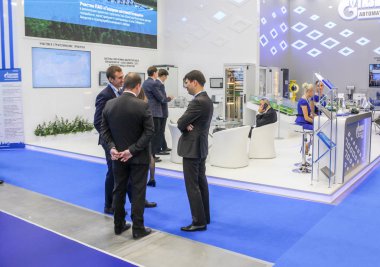 St. Petersburg, Rusya - 3 Ekim, 2018. St. Petersburg Expo forumda Uluslararası yıllık gaz Forum.