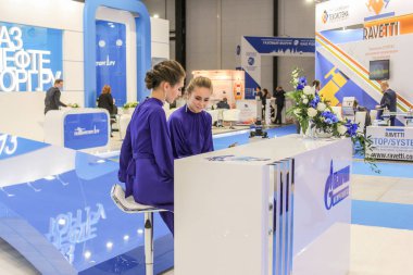 St. Petersburg, Rusya - 3 Ekim, 2018. St. Petersburg Expo forumda Uluslararası yıllık gaz Forum.