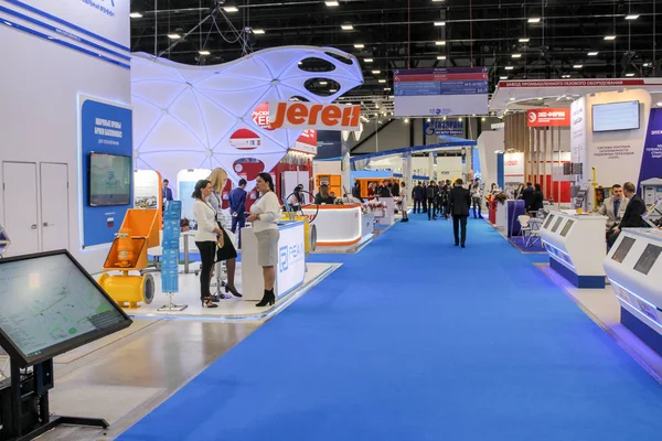 St. Petersburg, Rusya - 3 Ekim, 2018. St. Petersburg Expo forumda Uluslararası yıllık gaz Forum.