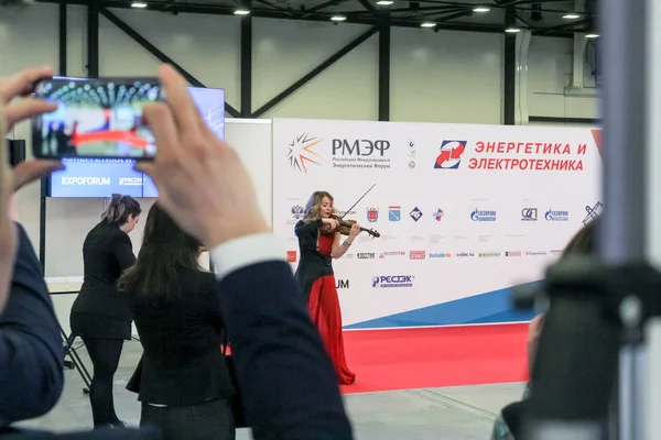 Petersburg Rosja Kwietnia 2017 Mowy Przez Muzyków Forum Energetycznym Sankt — Zdjęcie stockowe