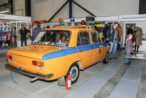 Policía soviética coche Zhiguli VAZ-01 . — Foto de Stock