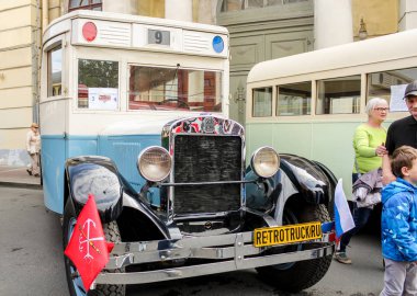 Erken Sovyet döneminin Bus ZiS.