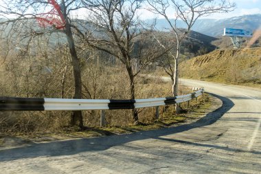 Demiryolu eskrim arkasında Ağaçlar.