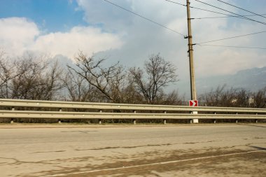 Karayolu boyunca eskrim.