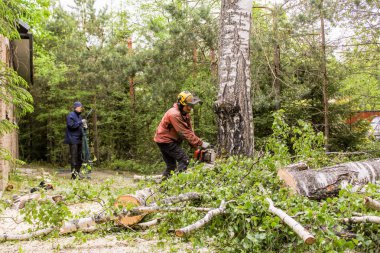 Bagajın son kısmını yere kesme.