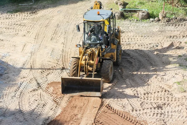 Excavadora cubo planos arena . — Foto de Stock